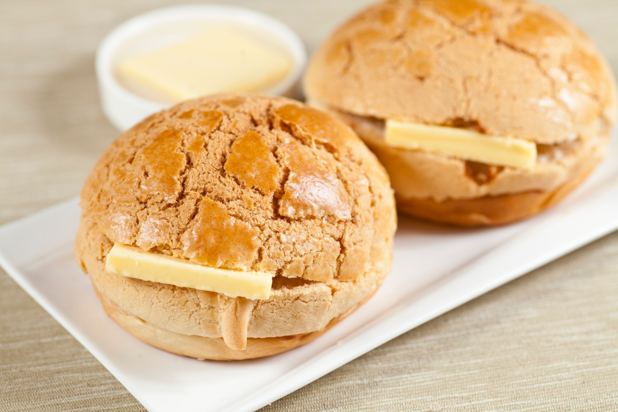 冰火菠萝油.jpg 冰火菠萝油.jpg