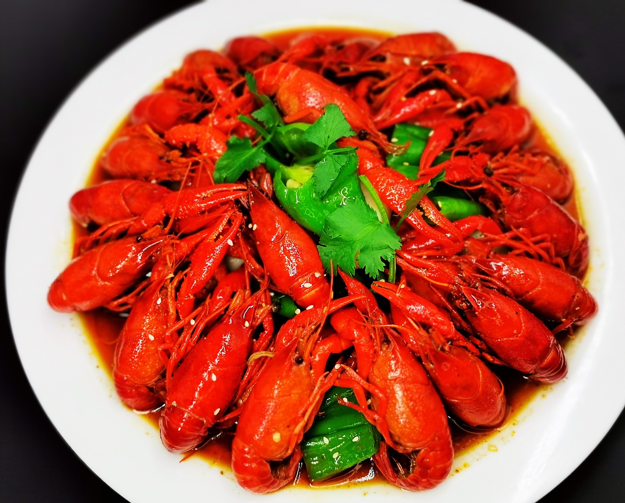 微信图片_20200420144442.jpg 【上海】3店通用|88元抢集装箱2~3人堂食套餐!有“钳”任性!确认过眼神!是一起剥小龙虾的人!夜宵望着——网红小龙虾炸裂来袭!舌尖安慰剂!人间心理专家!不得了的小龙虾!今年夏天这样吃小龙虾!你的朋友圈会炸!