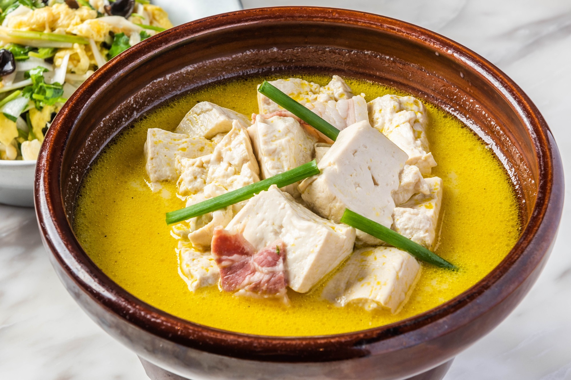 包4只 20元★醋溜木须 39元【素菜】★洛馍卷菜 39元★老汤刀板香豆腐